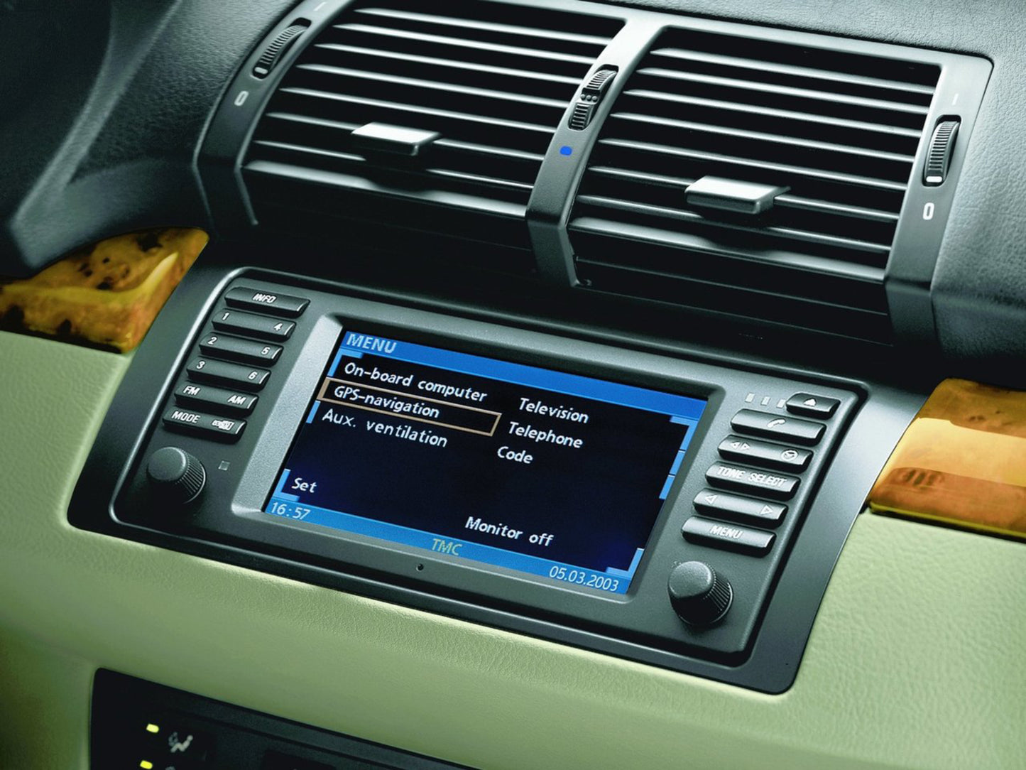 Wit-Up For BMW M5 E39 Auto Radio Stereo Head Unit Upgrade 10.25"Touch DVD Apple CarPlay Android Auto Full Screen Replacement Aftermarket Navigation 1995-2003 - Wit-Up Media Refit Tech