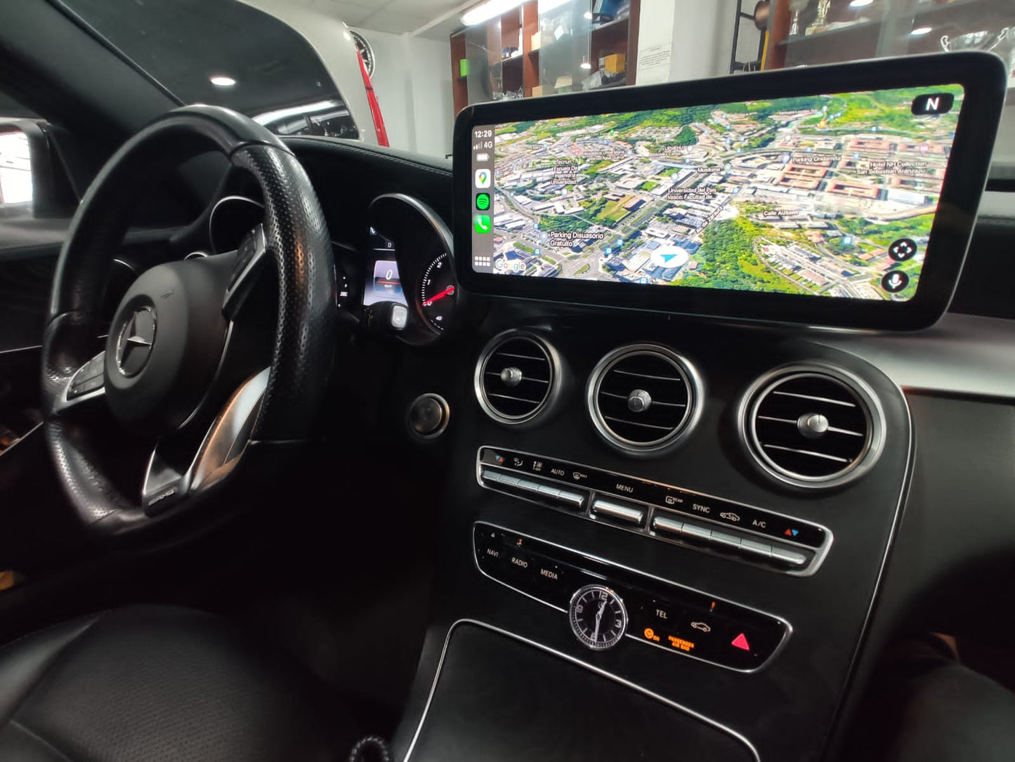 Android 12.3‘’ car navigation Autoradio Android Auto for Mercedes C W205 GLC X253 2015-2022 ntg5.0 ntg5.5 Apple CarPlay GPS Multimedia - Wit-Up Media Refit Tech