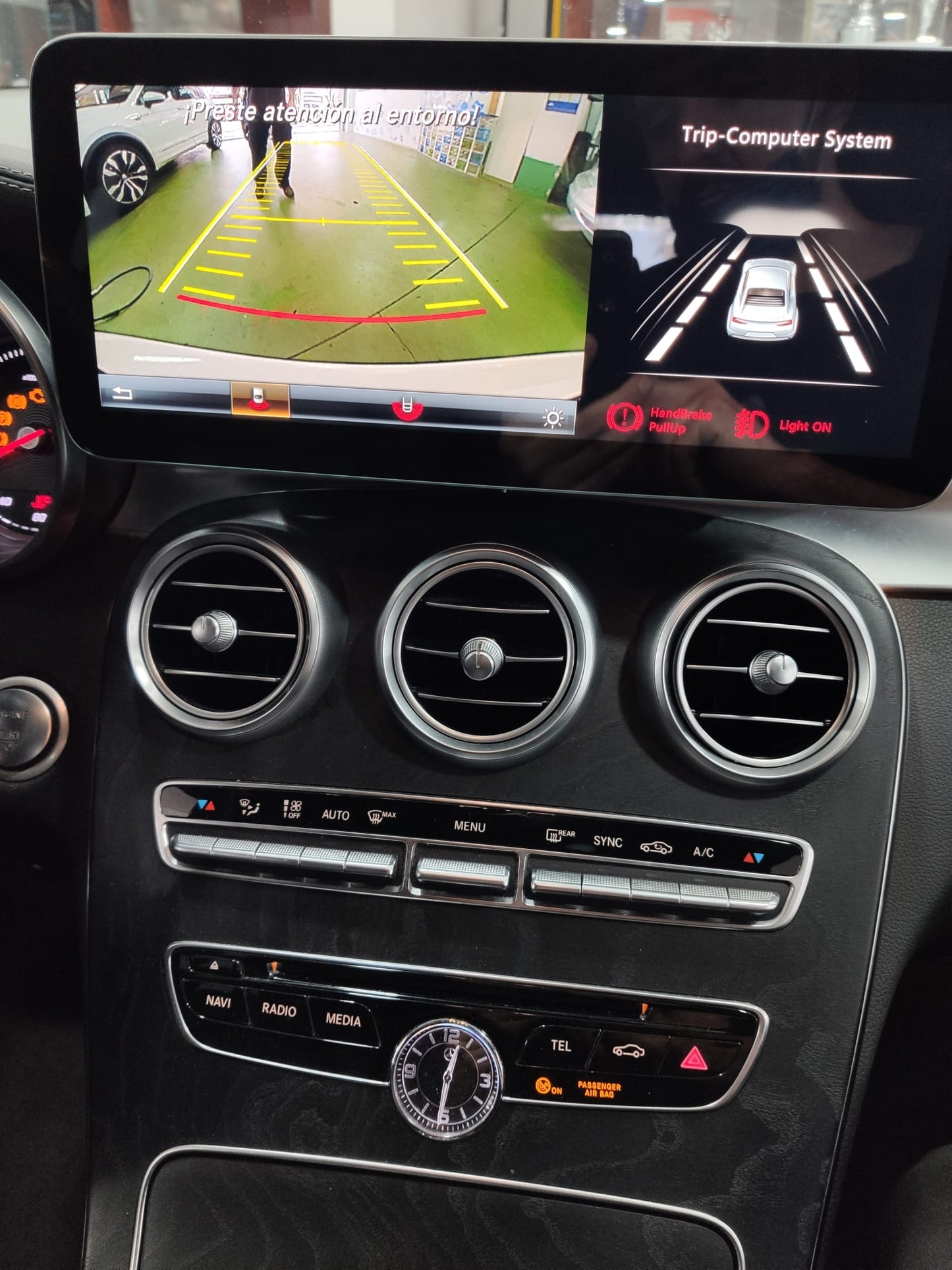 Android 12.3‘’ car navigation Autoradio Android Auto for Mercedes C W205 GLC X253 2015-2022 ntg5.0 ntg5.5 Apple CarPlay GPS Multimedia - Wit-Up Media Refit Tech